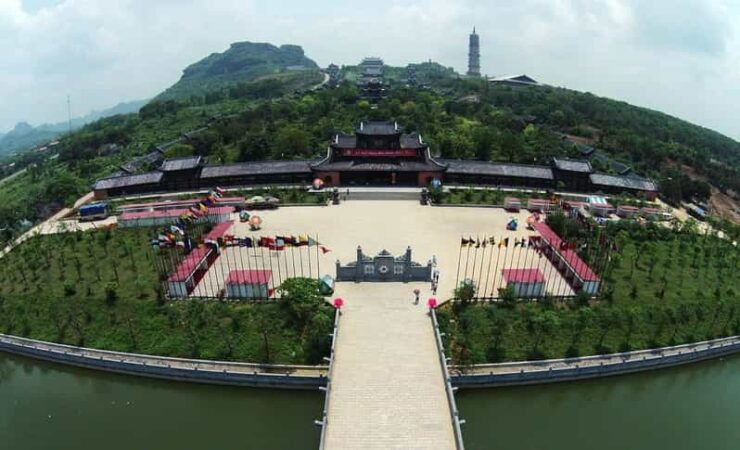 From Ninh Binh : Hoa Lu , Trang An, and Mua Cave Day Tour - Itinerary Highlights