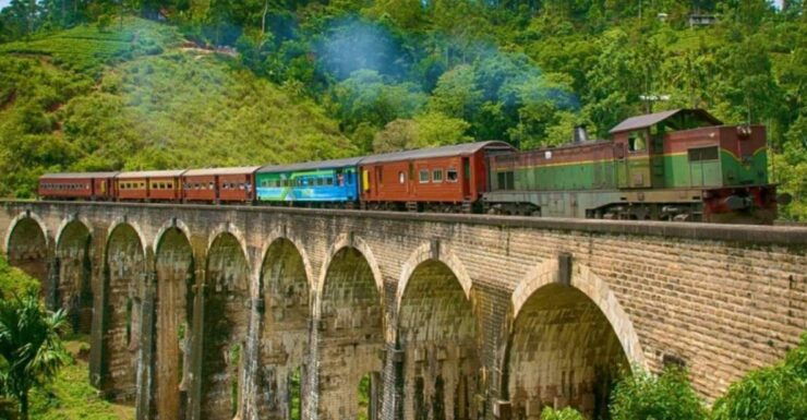From Nuwara Eliya:Ella Rock, 9 Arch Bridge, and Little Adams - Tour Highlights