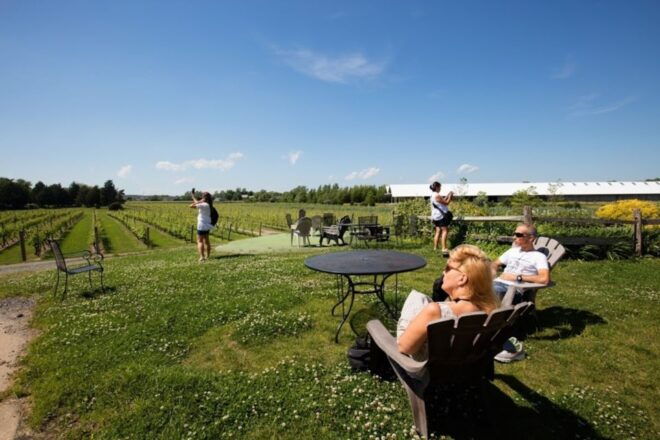 From NYC: Hamptons, Sag Harbor, and Outlet Shopping Day Trip - Select Participants, Date, and Language