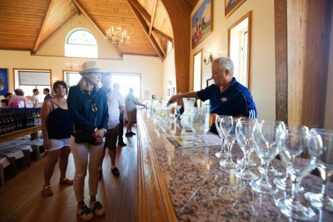 From NYC: Hamptons, Sag Harbor, and Outlet Shopping Day Trip - Customer Reviews