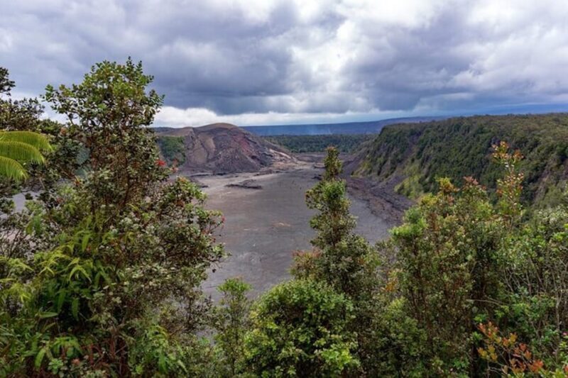 From Oahu: Hawaii Volcanoes National Park Experience - Black Sand Beach and Steam Vents