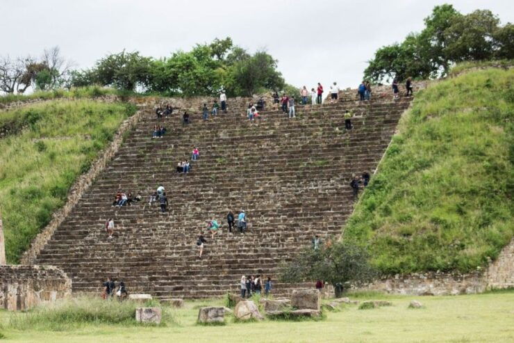 From Oaxaca: Monte Albán and Art Craft Towns Day Trip - Tour Experience