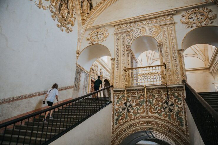 From Oaxaca : Monte Alban, Ceramics & Art Museum - Location Information