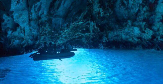 From Omis: Blue Cave & 5 Island Speedboat Tour - Customer Reviews