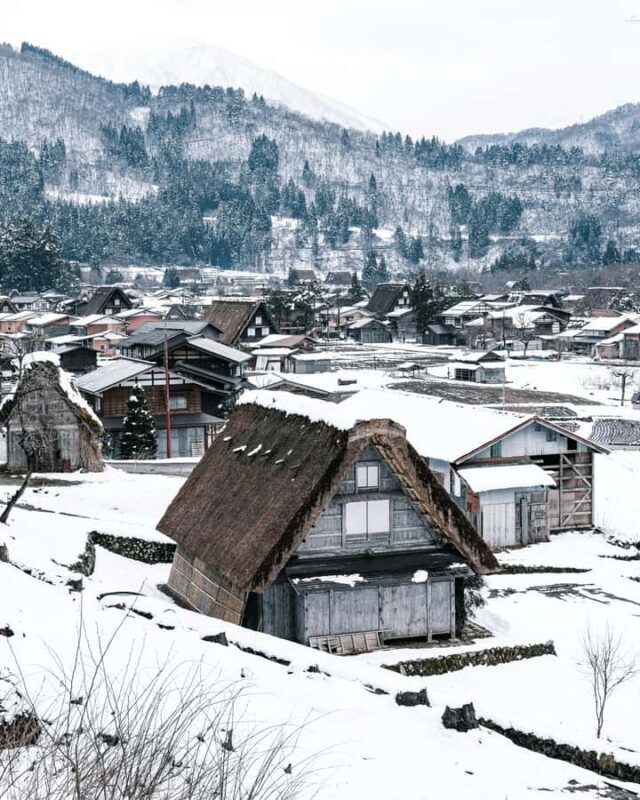 From Osaka: Day Trip to Shirakawago & Kanazawa - The Itinerary Breakdown: What to Expect