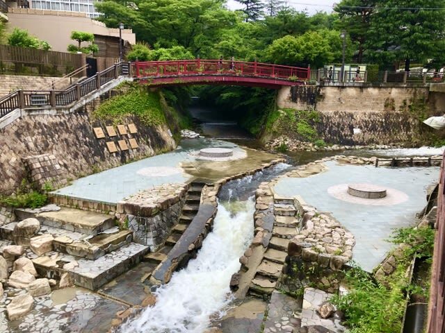From Osaka - Ski/Snow Play at Mt.Rokko & Arima Onsen One Day Tour - Is the price good value?