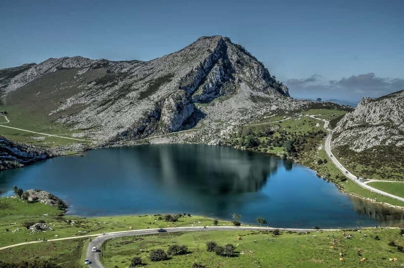 From Oviedo: Covadonga Lakes Day Tour with Guided - An In-Depth Look at the Covadonga Lakes Tour