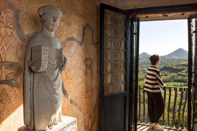 From Padua to Arquà Petrarca, the Medieval Village - Architectural Wonders