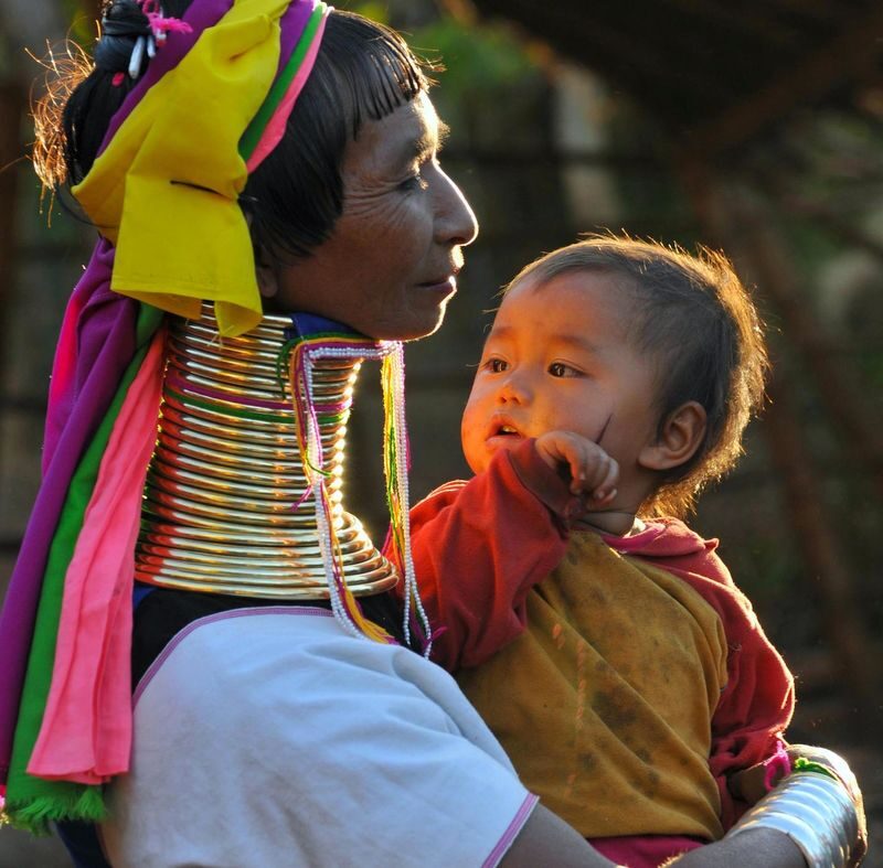 From Pai: Mae Hong Son Highlights - Full Day Private Car Tour - Ban Rak Thai: Chinese roots near the border