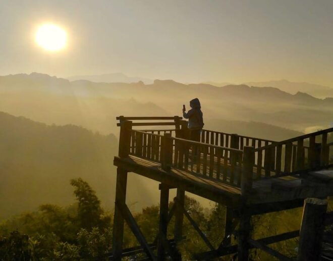 From Pai: Sunrise Private Tour Jabo Viewpoint & Nam Lod Cave - Sunrise Experience at Jabo Viewpoint