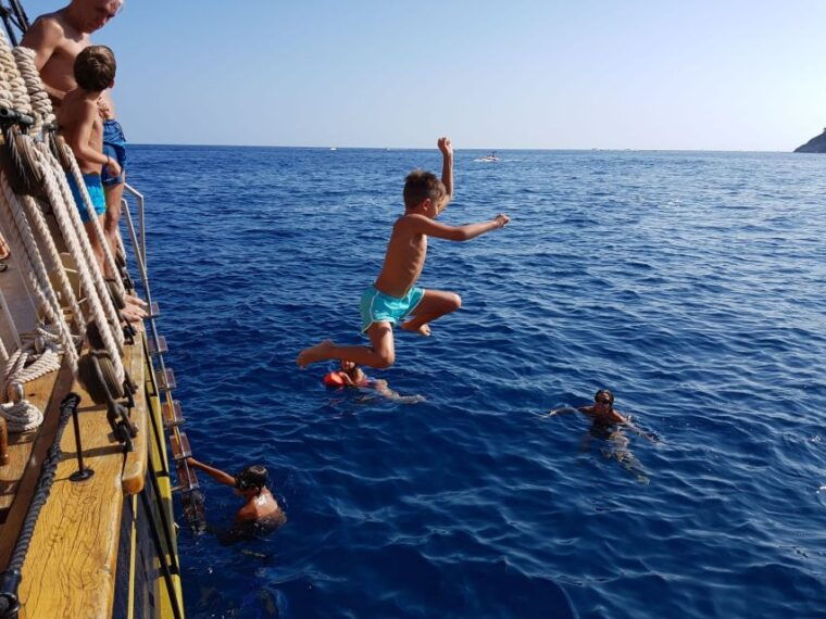 From Palamós: Southern Coast Sailing Tour - Customer Feedback