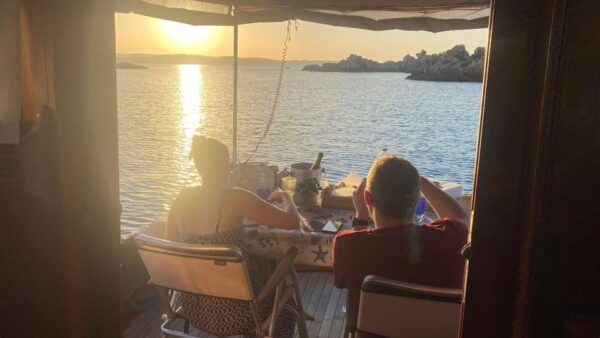 From Palau: Boat Sunset Tour to La Maddalena Archipelago - The Sum Up