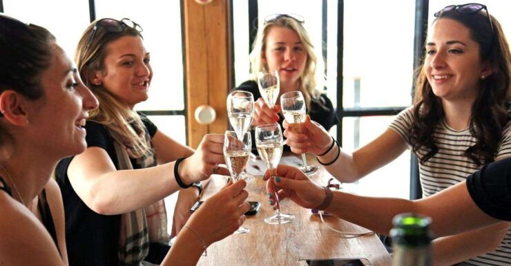 From Paris: Champagne Day Trip With 7 Tastings and Lunch - Itinerary