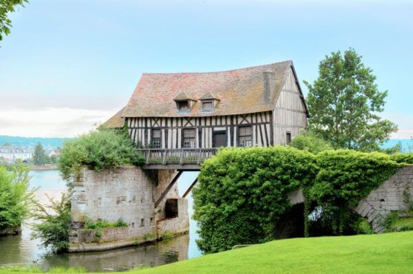 From Paris: Day Trip to Giverny & Versailles With Lunch - Customer Reviews and Ratings