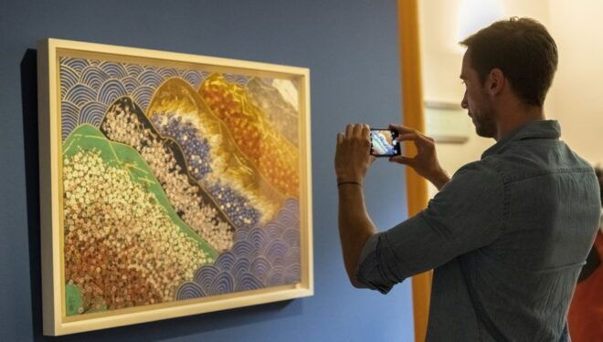 From Paris: Monet Impressionism Tour to Giverny by Minibus - Private or Shared Group Option