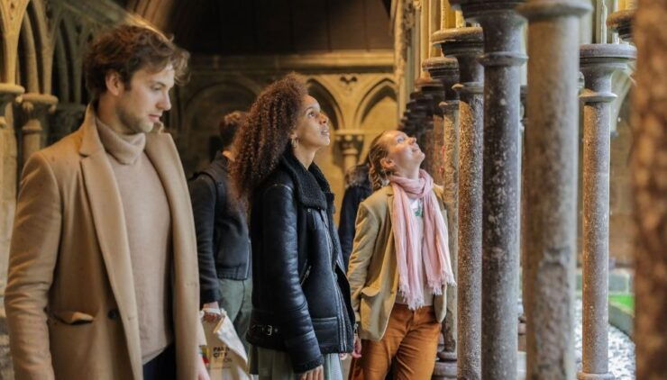 From Paris: Mont Saint-Michel Tour With Hotel Pickup Service - Live Tour Guide and Audio Guide Options