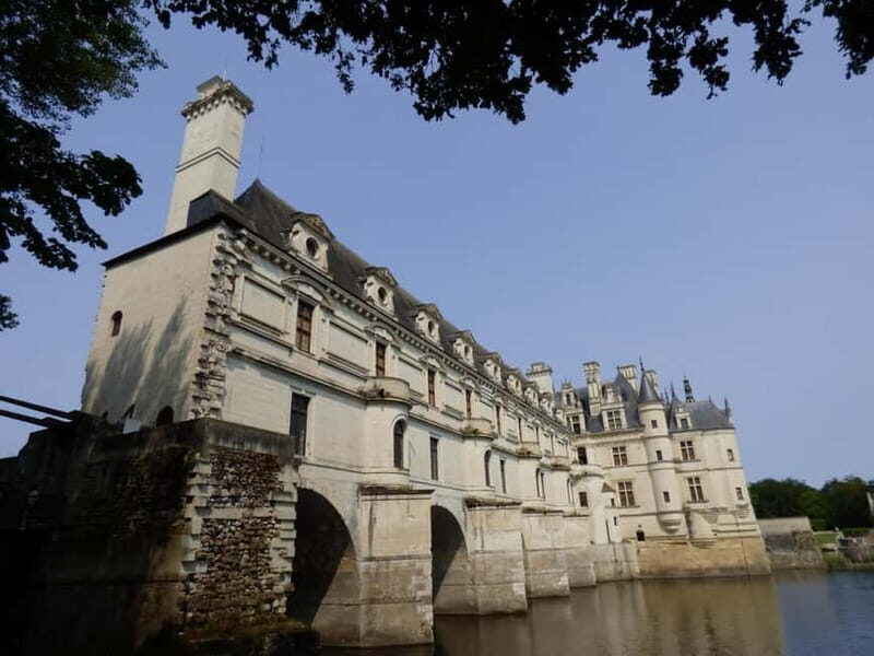 From Paris: Private tour to the Loire Valley Castles - Discover the Loire Valley Castles: A Full-Day Private Tour from Paris