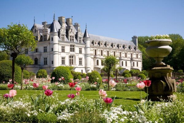 From Paris: Small-Group Loire Valley Castles Full-Day Tour - Directions to the Meeting Point
