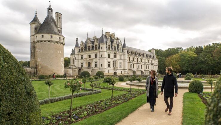 From Paris: Small-Group Tour of Loire Castles - Booking and Logistics