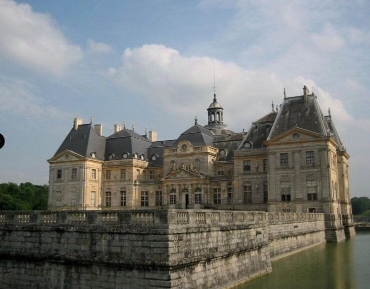 From Paris: 'The Grand Christmas at Vaux Le Vicomte & Fontainebleau' - Highlights of the Activity