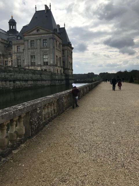 From Paris: 'The Grand Christmas at Vaux Le Vicomte & Fontainebleau' - Additional Activities at Chateau De Vaux Le Vicomte