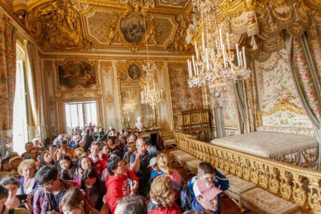 From Paris: Versailles Audio Guided Tour With Tickets - Not Suitable for
