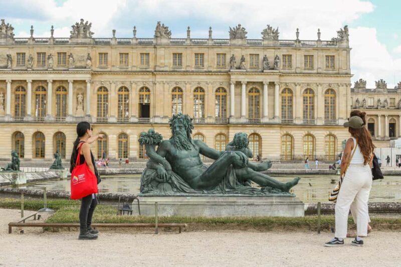 From Paris : Versailles Guided or Audio Tour with transport - An In-Depth Look at the Versailles Tour Experience