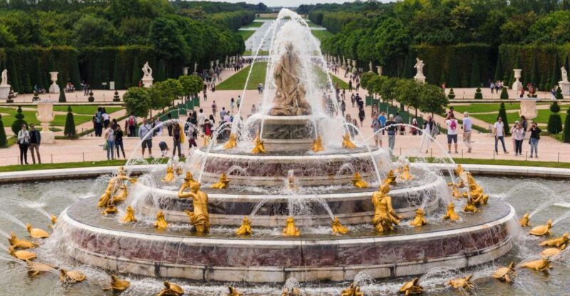 From Paris: Versailles Palace and Gardens Guided Day Trip - Itinerary Details