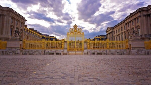 From Paris: Versailles Palace and Gardens Guided Experience - Common Questions