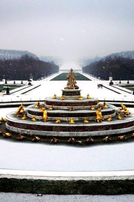 From Paris: Versailles Palace & Gardens Private Guided Tour - Tour Description