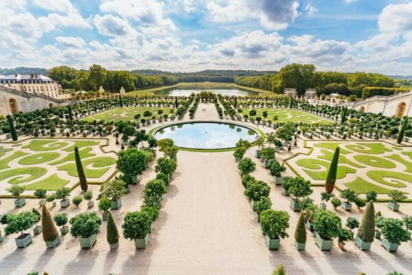 From Paris: Versailles Skip-the-Line Tour & Gardens Access - Check-in Location