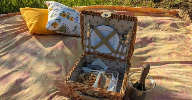 From Parma/Cinque Terre: Truffle & Parmesan Picnic (Tasting) - Sunset Views and Stargazing