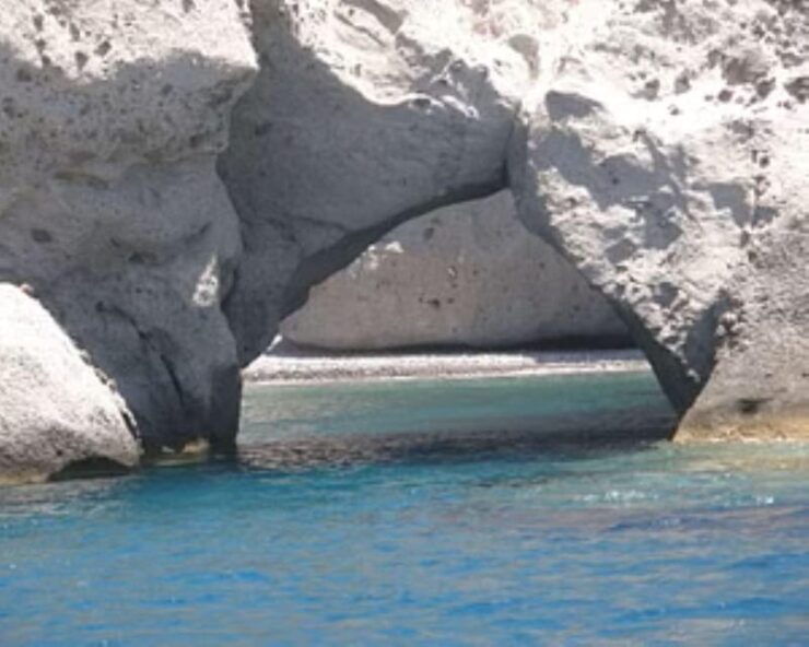 From Paros : Antiparos and Despotiko Full Day Cruise - Itinerary Highlights