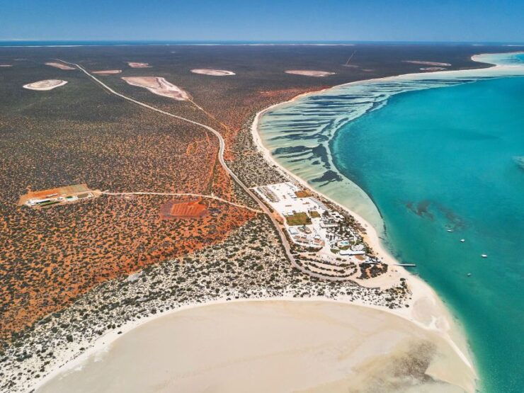 From Perth: 4 Day Outback & Coastal Tour With German Guide - Itinerary Highlights