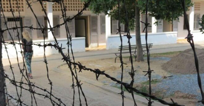 From Phnom Penh: Killing Fields and Prison S21 Tour - Similar Experience
