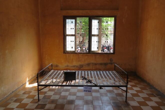 From Phnom Penh: Killing Fields and Prison S21 Tour - Directions