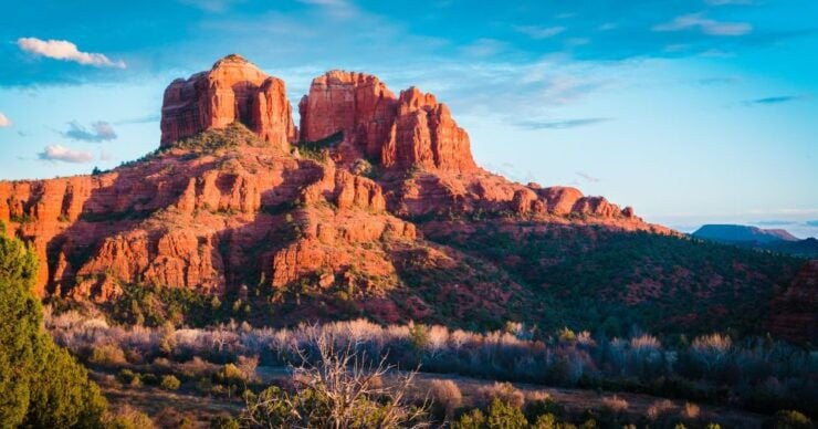 From Phoenix: Sedona, Jerome & Montezuma Castle Day Trip - Itinerary and Activities