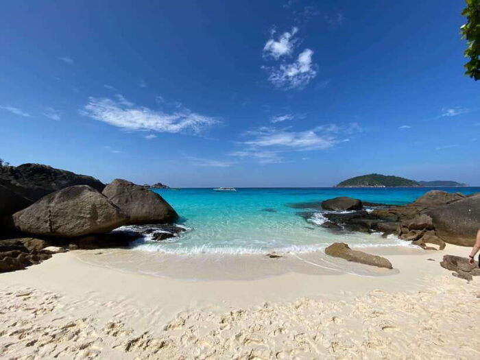 From Phuket/Khaolak: Similan Islands Early Bird Day Trip - Dining and Relaxation Experiences