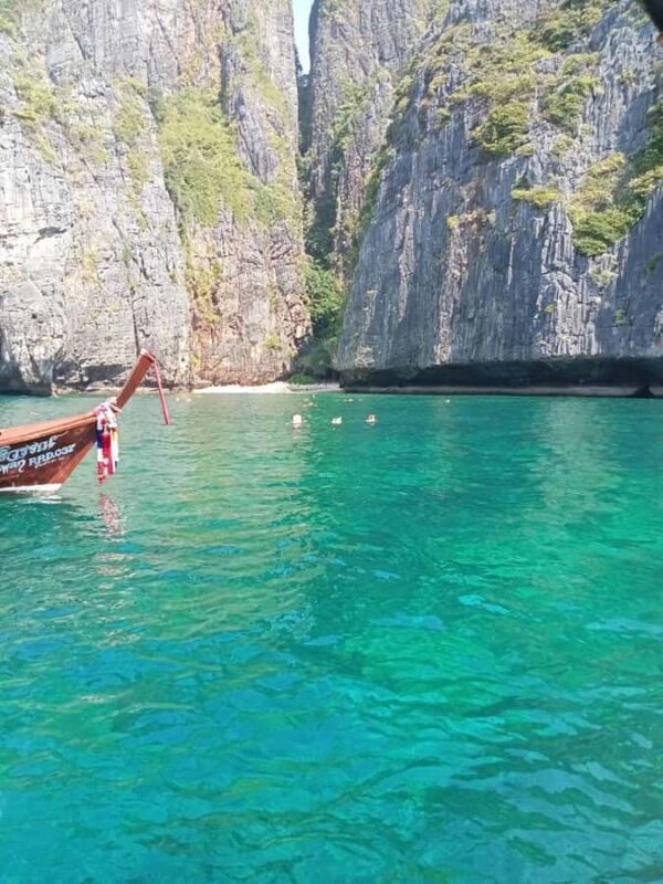 From Phuket: Phi Phi Islands 3D2N with early bird maya beach - FAQ