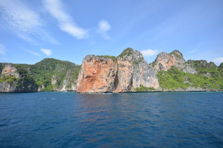 From Phuket: Snorkeling Ferry Cruise to Phi Phi Islands - Itinerary Highlights