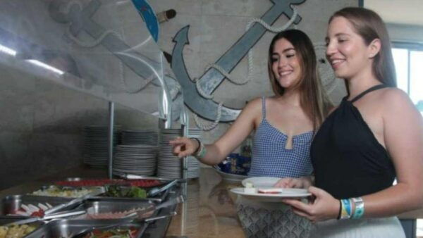From Playa Del Carmen: Isla Mujeres Catamaran Tour - Culinary Experience
