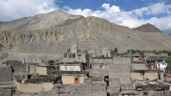 From Pokhara: 2-Day Jeep Trip to Muktinath and Kagbeni - Break Down