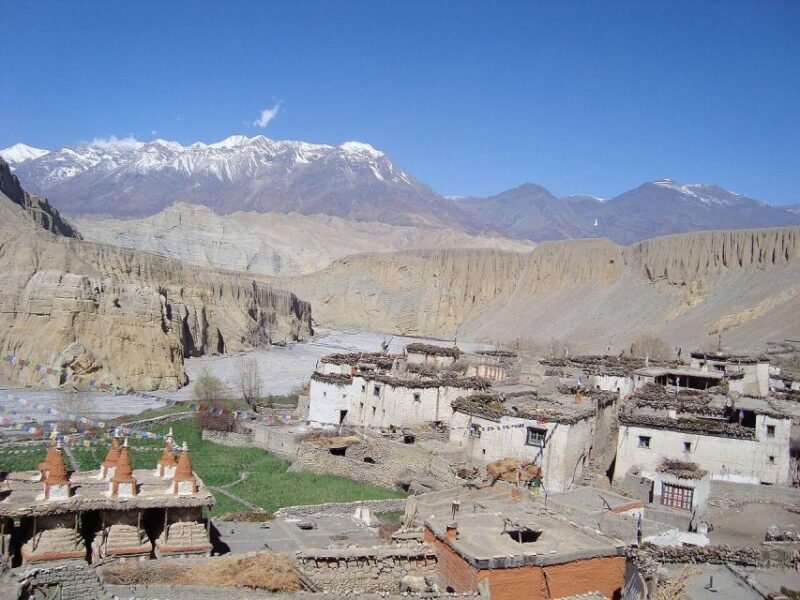 From Pokhara: Short Upper Mustang Guided Trekking 10-Days - Accommodation and Meals: Comfort and Authenticity