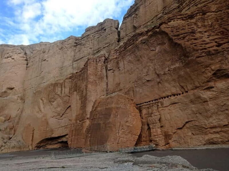 From Pokhara: Short Upper Mustang Guided Trekking 10-Days - Guides and Support: Who Will Lead Your Journey?