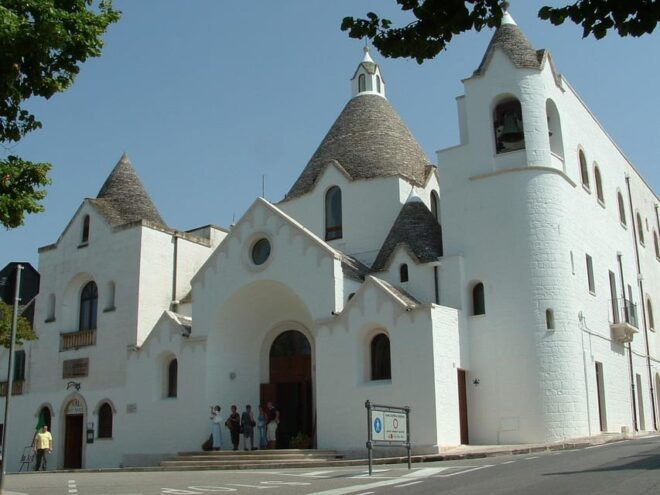 From Polignano a Mare: Alberobello Guided Tour - Itinerary Highlights