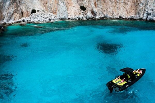 From Pollonia: Kimolos, Poliegos, & Milos Private Boat Tour - Full Description of the Tour