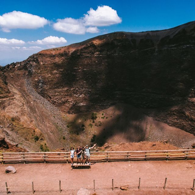 From Pompeii/Naples: Vesuvius Easy Transfer and Entry Ticket - Who is this tour ideal for?