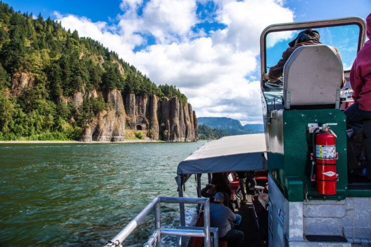 From Portland: 7 Wonders of the Gorge Jetboat Cruise - Speedy Boat Adventure