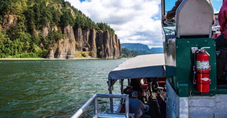From Portland: Bigfoot Adventure 3.5-hour Jetboat Cruise - Experience Highlights
