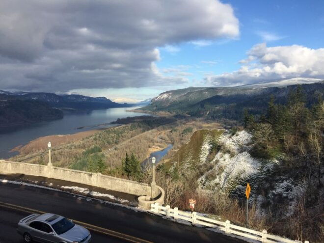 From Portland: Columbia Gorge Hike and Winery Lunch - Highlights